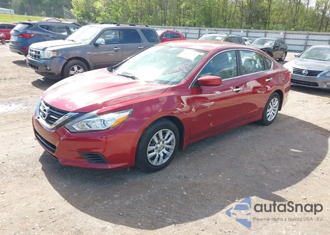 2017 Nissan Altima 2.5 из США, поврежденный, VIN 1N4AL3AP8HC144498